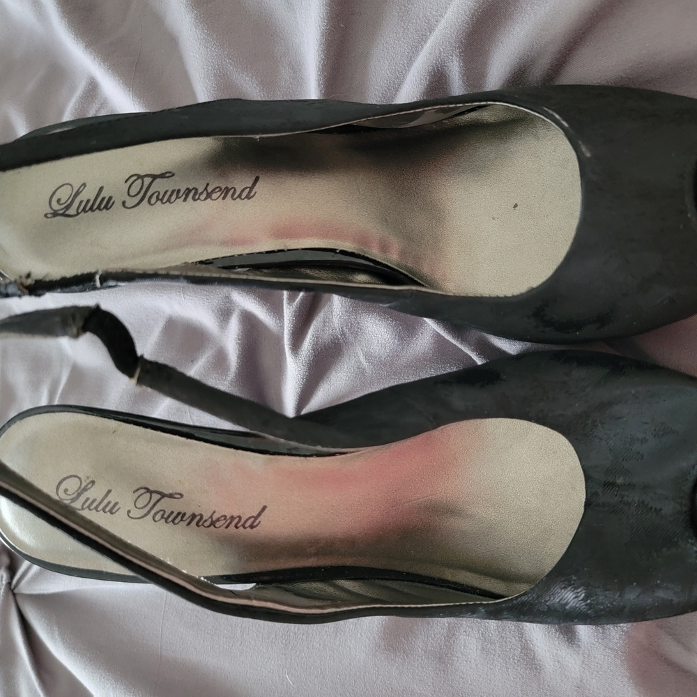 Lulu Townsend Black Women's Peep Toe Heels Never Worn